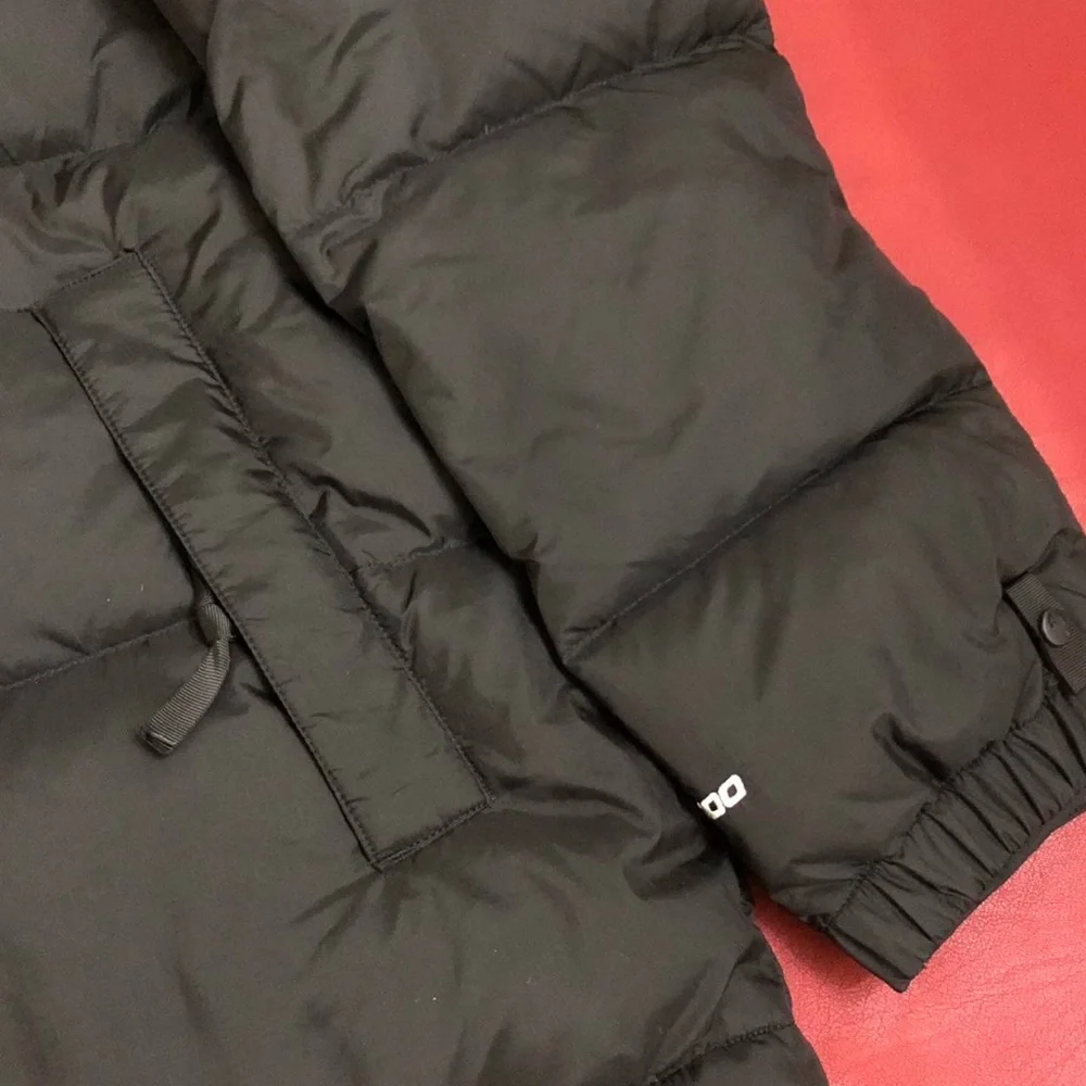 North face puffer - Picture 3 of 6